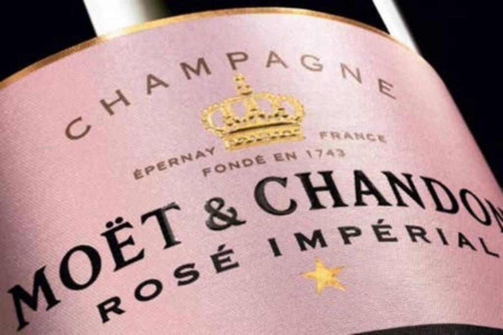 Suite Premium Le Figaro 2 Épernay Zewnętrze zdjęcie
