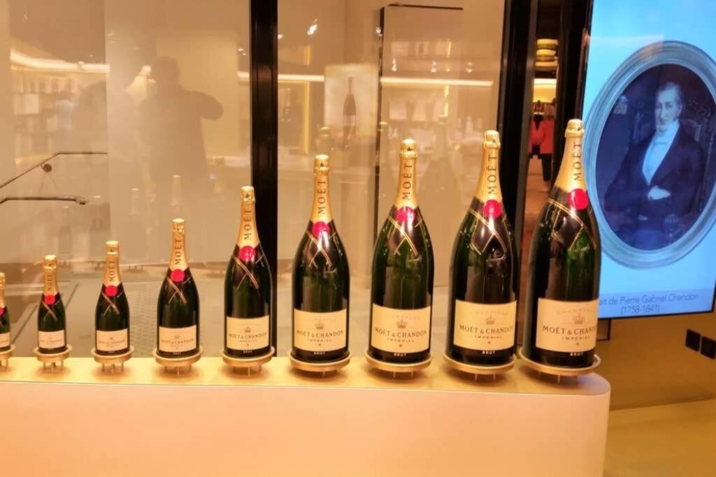 Suite Premium Le Figaro 2 Épernay Zewnętrze zdjęcie