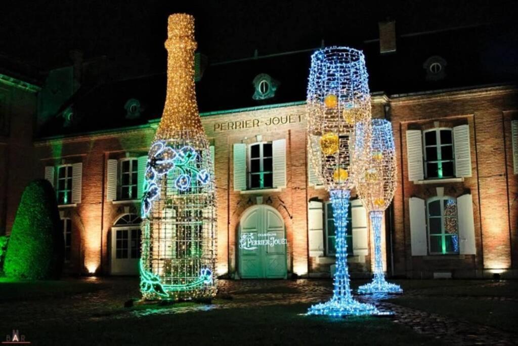Suite Premium Le Figaro 2 Épernay Zewnętrze zdjęcie