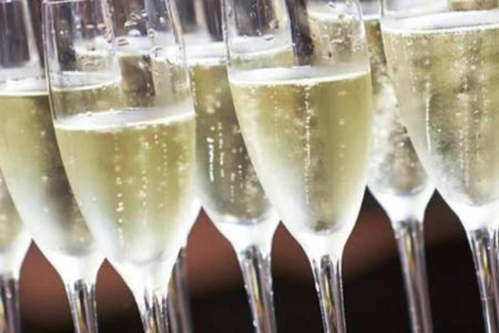Suite Premium Le Figaro 2 Épernay Zewnętrze zdjęcie