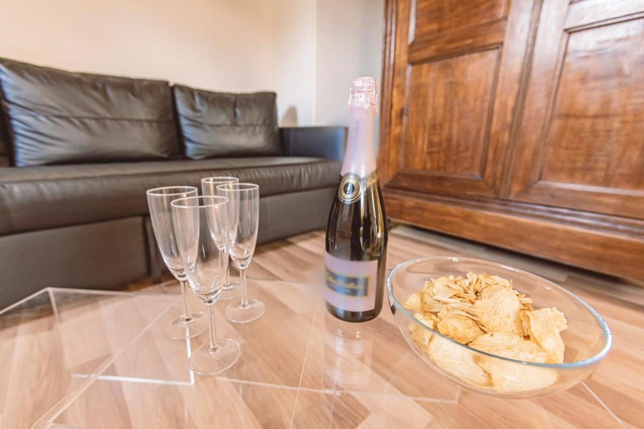 Suite Premium Le Figaro 2 Épernay Zewnętrze zdjęcie